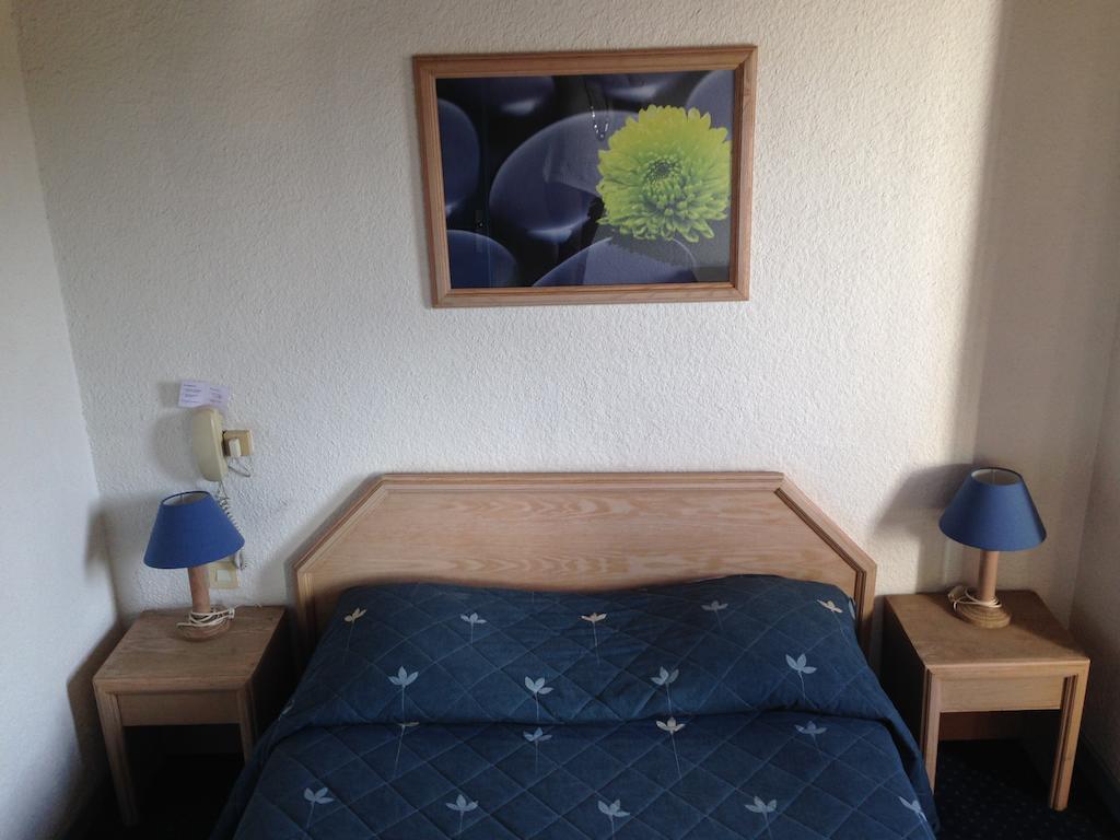 Hotel De La Poste Douvaine Pokój zdjęcie